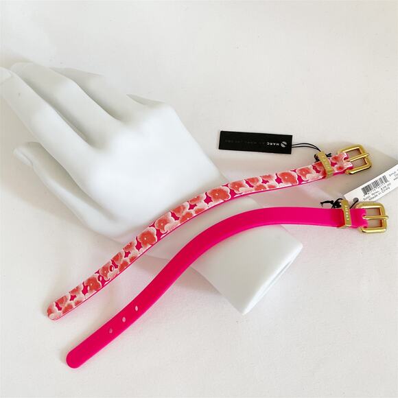 MARC JACOBS Bundle of Two Knockout Pink Silicone Bracelets With Buckle NWT - Picture 1 of 7